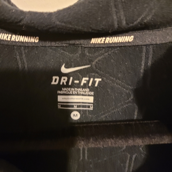 Nike Dry fit Jacket - Picture 2 of 4